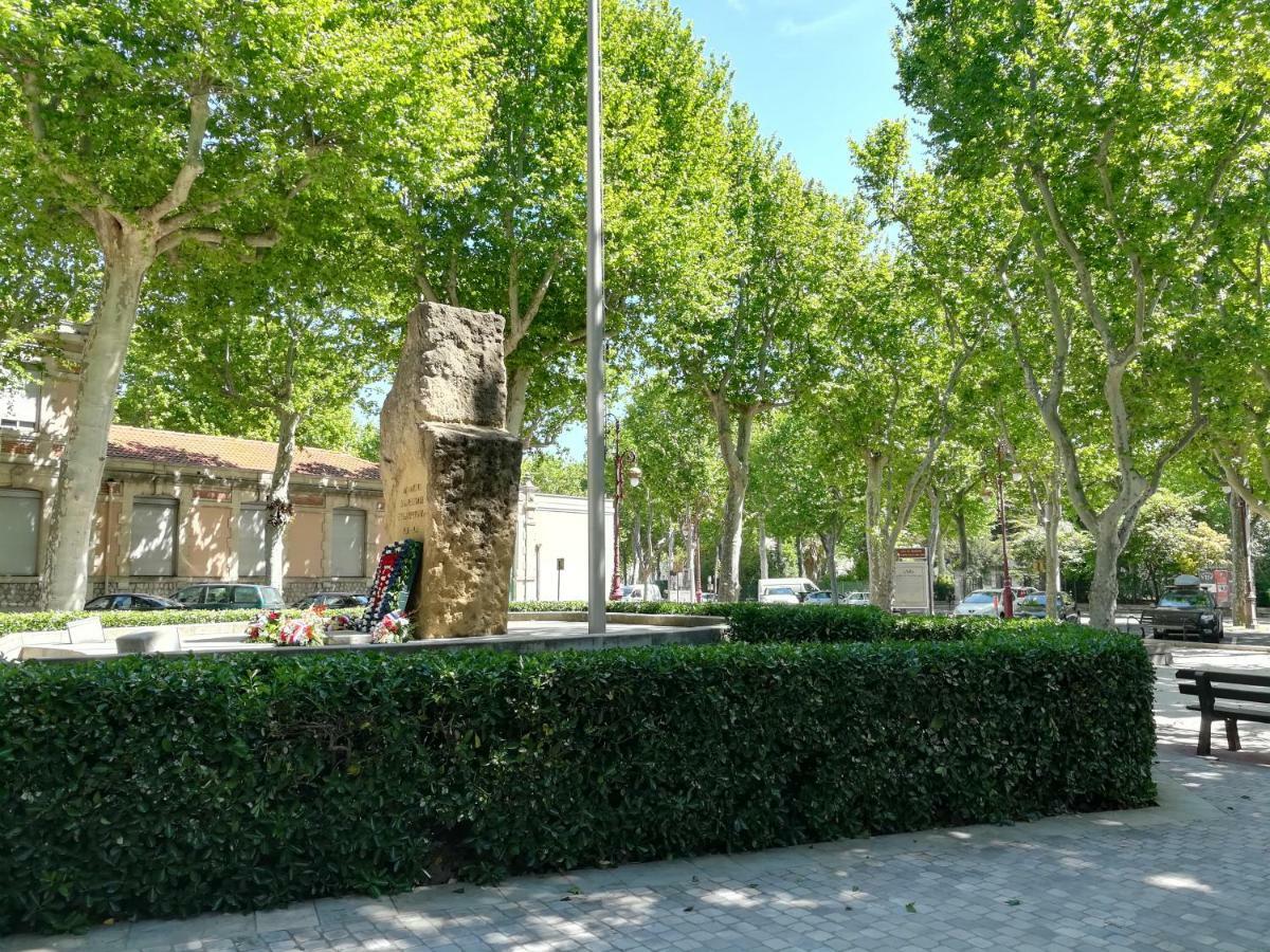 Appartement Avec Terrasse Narbonne Eksteriør bilde